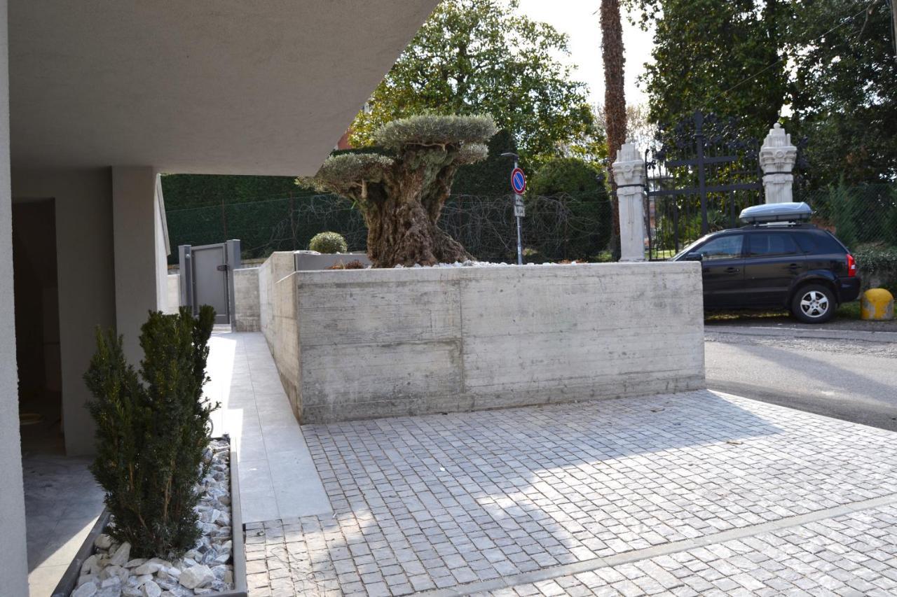 Iris Ar Holiday-Home Peschiera del Garda Exterior photo