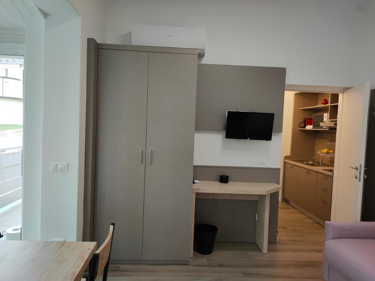 Iris Ar Holiday-Home Peschiera del Garda Exterior photo