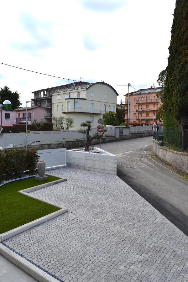 Iris Ar Holiday-Home Peschiera del Garda Exterior photo